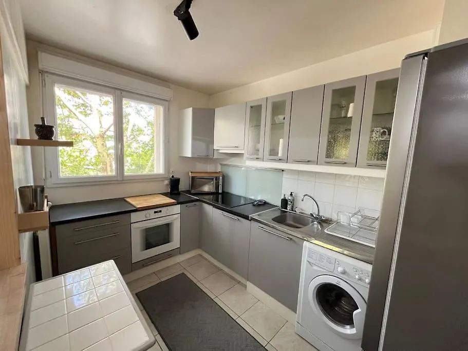 Apartment Appartement Moderne & Confortable Orly